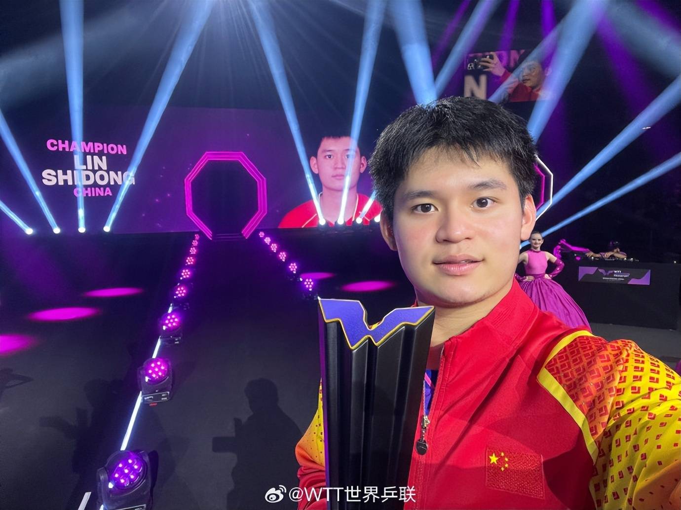 法兰克福冠军赛国乒包揽双冠!林诗栋:珍惜每一分球<strong></p>
<p>摇虚拟币</strong>,王曼昱:这个冠军非常不容易