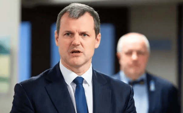 三大消息：求中国大使回去？反华政客或得重用<strong></p>
<p>交城虚拟币</strong>！普京火速对华示好