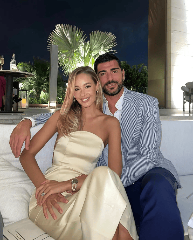 12年爱情故事落幕<strong></p>
<p>虚拟币建群</strong>！瓦尔加：我和佩莱已经决定分手