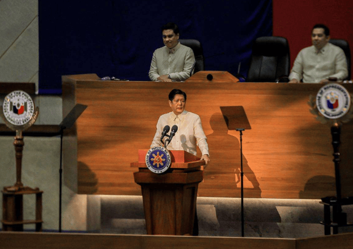 菲律宾政坛一夜变天<strong></p>
<p>黑茶虚拟币</strong>,16万菲军突然站队,杜特尔特关键时刻重新出山