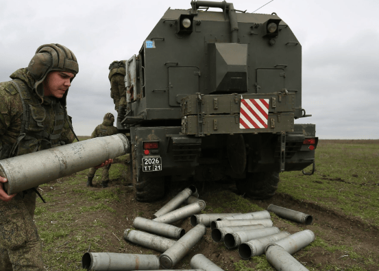 重磅！全球最担忧的事发生<strong></p>
<p>黑茶虚拟币</strong>，俄遭大规模突袭，泽连斯基迎来强援？