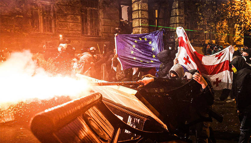 格鲁吉亚宣布暂停开启入盟谈判<strong></p>
<p>黑茶虚拟币</strong>，大规模抗议活动已持续4晚