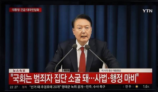 执政党捏着鼻子要“保尹”<strong></p>
<p>虚拟币会</strong>，尹锡悦的总统宝座，将由8个人决定