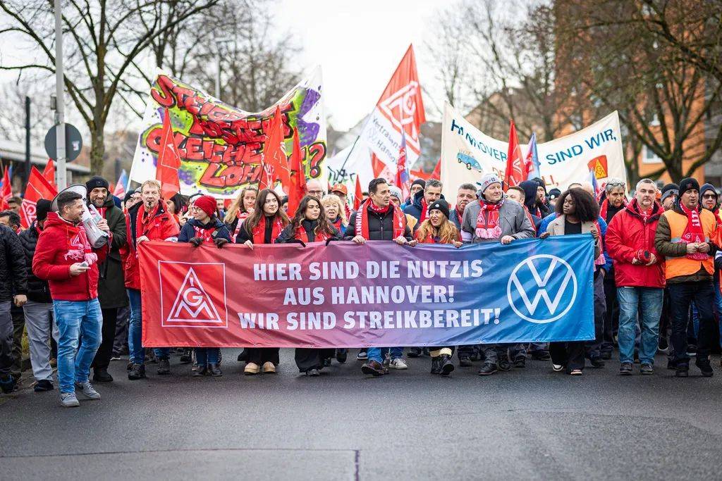 大众汽车10万工人罢工<strong></p>
<p>虚拟币会</strong>,欧洲汽车业怎么了?