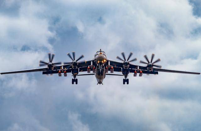 俄图95轰炸机<strong></p>
<p>虚拟币返佣</strong>，出现在中国上空？普京很开心，能看到这一幕