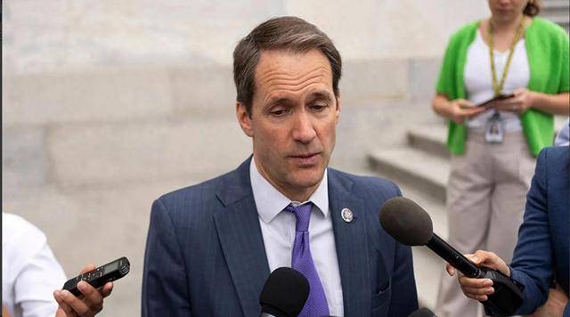 赖清德返台<strong></p>
<p>雅视虚拟币</strong>，解放军15艘舰船环绕台海，4枚空飘气球升空侦查