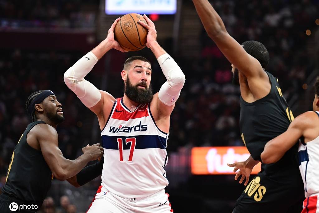 浓眉帮手要来了<strong></p>
<p>善盾虚拟币</strong>?曝佩林卡近日将与瓦兰会面 交易或达成