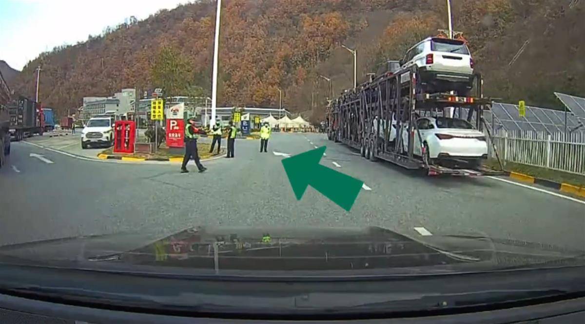 网红博主反映交警在高速上设卡查超速<strong></p>
<p>虚拟币马克</strong>，质疑其滥用职权，汉中警方回应
