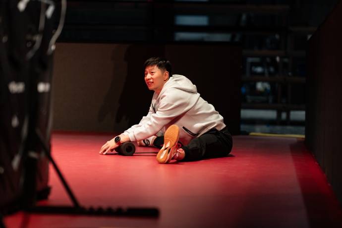 老瓦杯首日赛程公布<strong></p>
<p>虚拟币马克</strong>，马龙、陈梦分别对阵奥恰洛夫、迪亚兹，赛前发布会上马龙开怀大笑