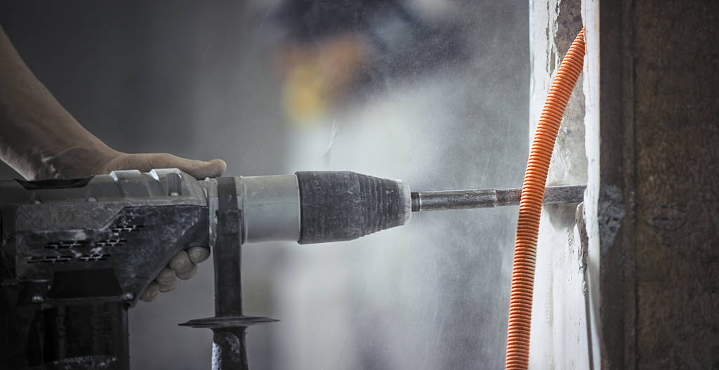 一楼住户在物业眼皮底下挖出“两室一卫”<strong></p>
<p>虚拟币马克</strong>,后果太严重