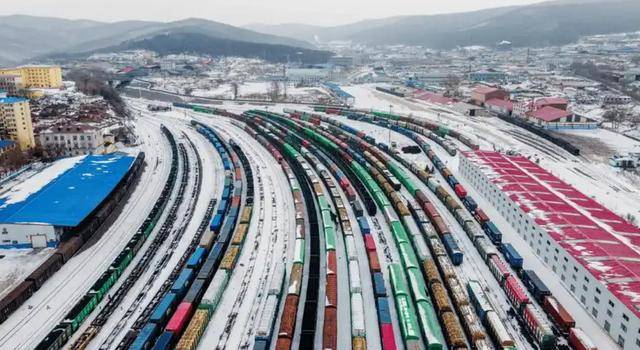 中俄之间<strong></p>
<p>美国交易所虚拟币</strong>,还有“疙瘩”没解开?梅德韦杰夫主动提出2个解决方案