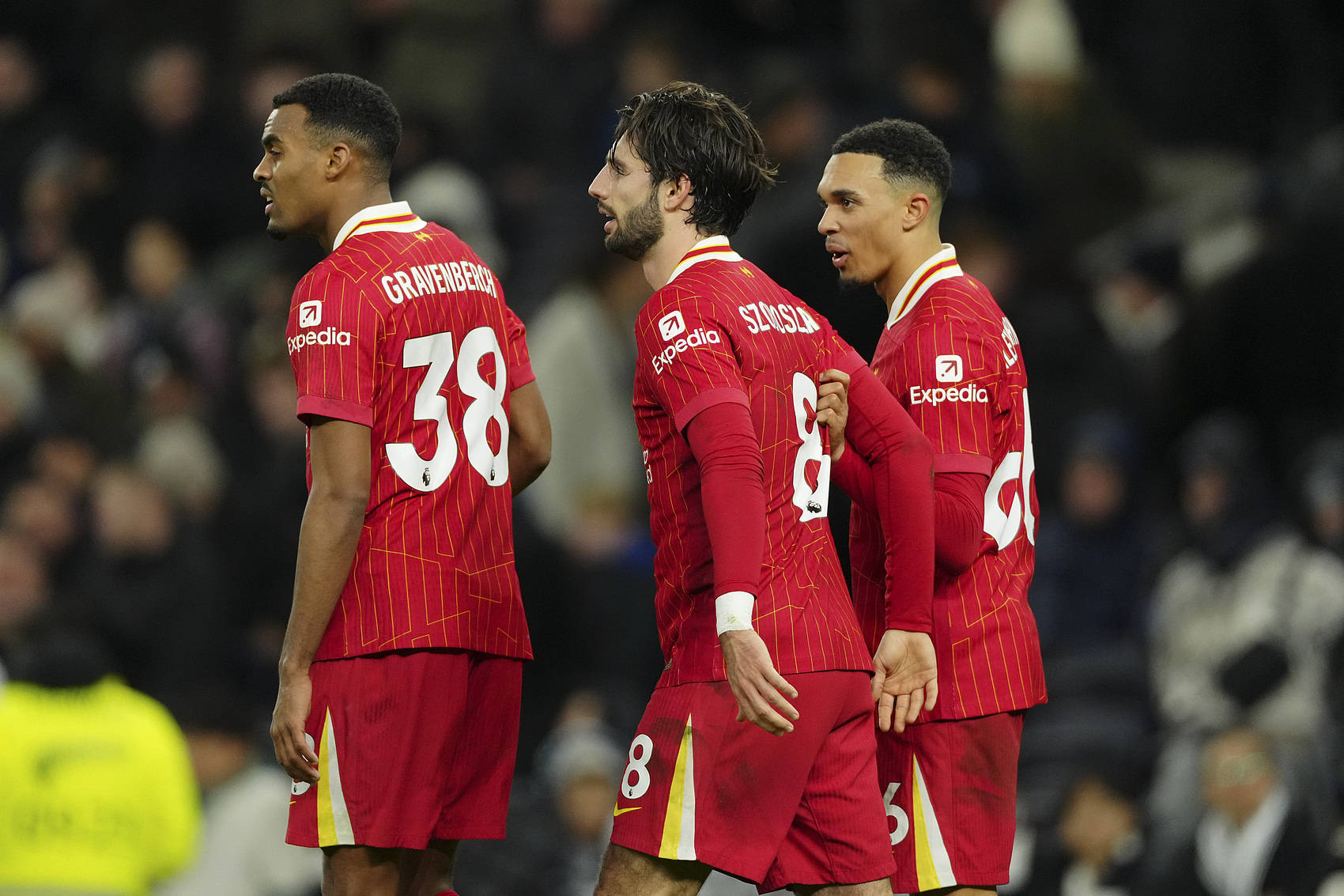 互捅局<strong></p>
<p>邦尼虚拟币</strong>！英超-萨拉赫2射2传 利物浦6-3热刺获圣诞冠军