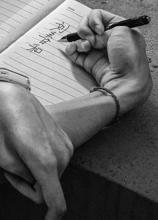 五天破3亿<strong></p>
<p>替买虚拟币</strong>，易烊千玺演技封神！文艺片《小小的我》成票房爆款，做对了什么？