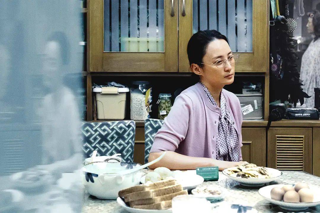 五天破3亿<strong></p>
<p>替买虚拟币</strong>，易烊千玺演技封神！文艺片《小小的我》成票房爆款，做对了什么？