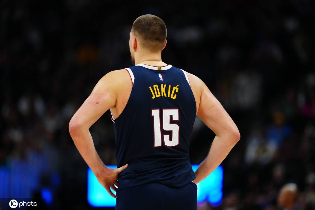 2024NBA十大事件:绿军夺冠 老詹四万分+父子同台