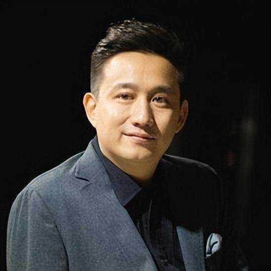 三年不开张<strong></p>
<p>替买虚拟币</strong>，开张吃三年！以为黄磊糊了，实际他才是最精的那一个