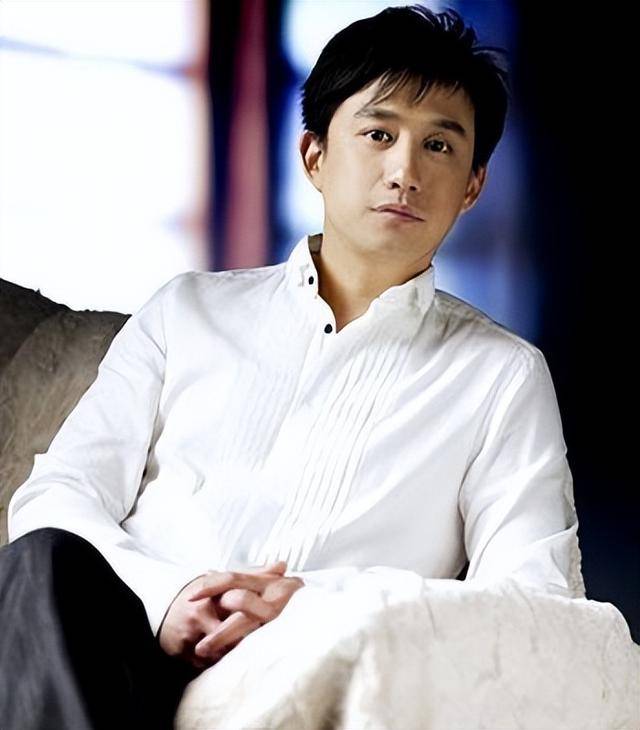 三年不开张<strong></p>
<p>替买虚拟币</strong>，开张吃三年！以为黄磊糊了，实际他才是最精的那一个