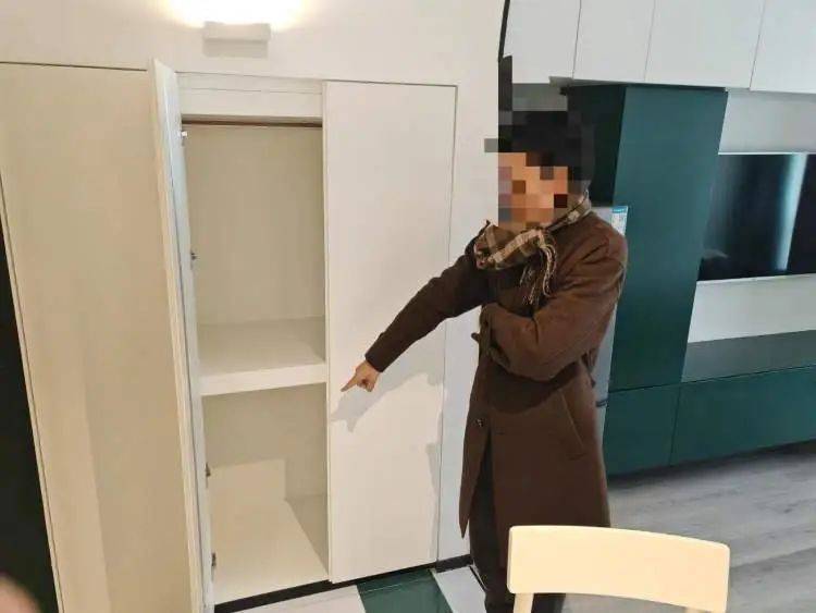 只因怀疑女友<strong></p>
<p>周川虚拟币</strong>，上海一男子竟如此报复，刑拘！