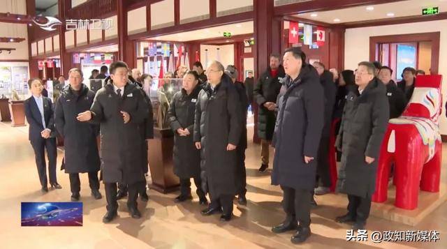 省委书记、国家体育总局局长<strong></p>
<p>虚拟币牛人</strong>，共同鸣枪开赛！