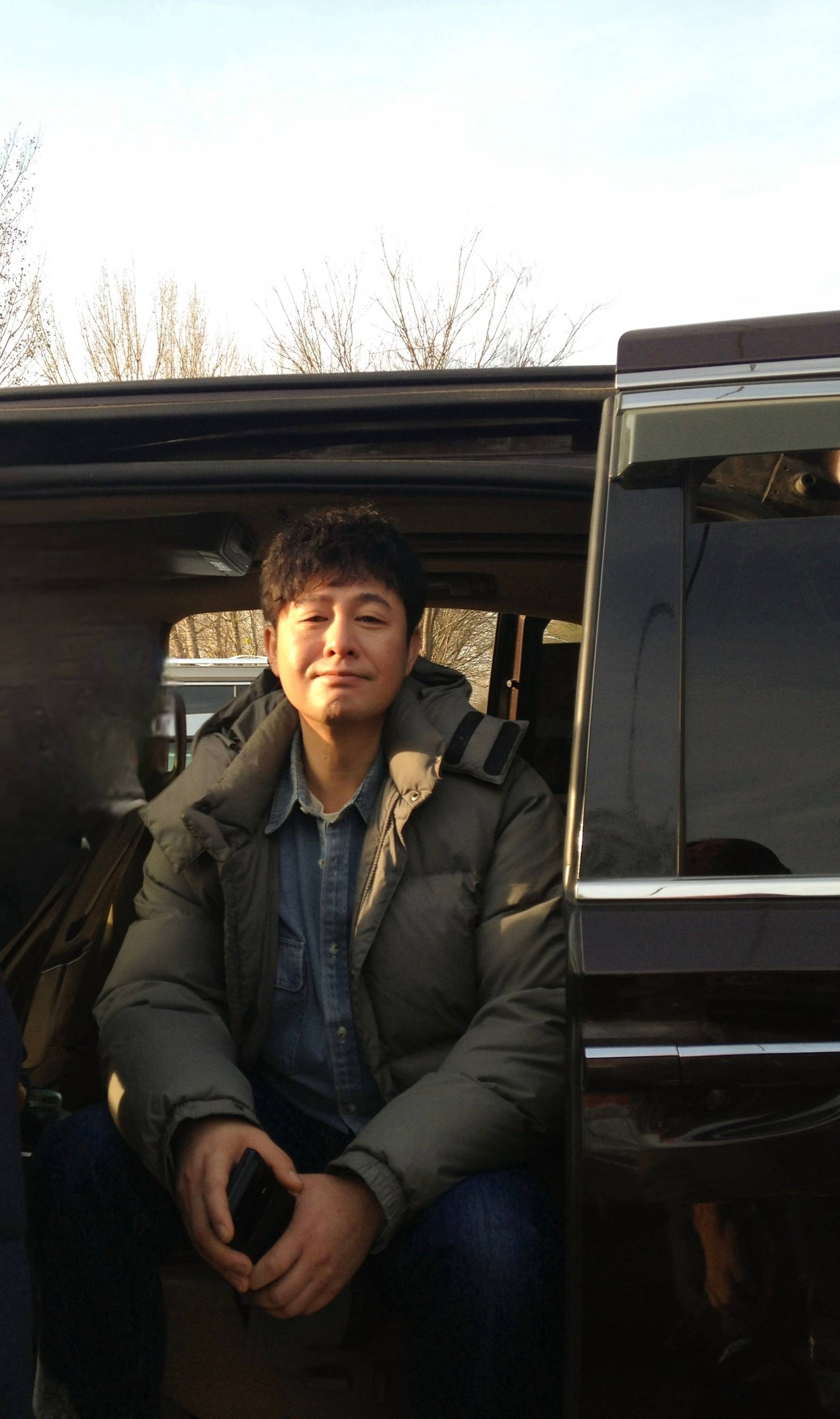 李子锋深夜发文向张颂文道歉：<strong></p>
<p>亿博虚拟币</strong>我是一时糊涂被有心之人利用