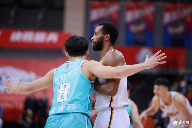 热血沸腾！青岛男篮最后三分钟14-0绝地翻盘<strong></p>
<p>西昌虚拟币</strong>，队史首次单赛季双杀辽宁