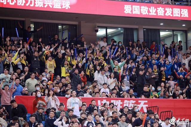 热血沸腾！青岛男篮最后三分钟14-0绝地翻盘<strong></p>
<p>西昌虚拟币</strong>，队史首次单赛季双杀辽宁