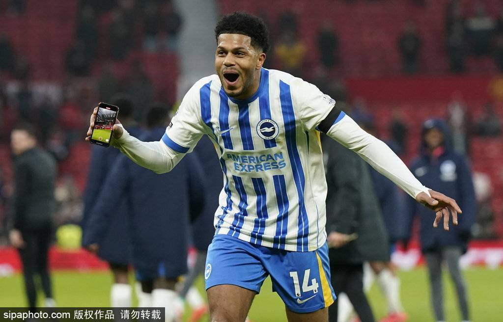 英超-三笘薰传射奥纳纳巨大失误 曼联1-3布莱顿近6轮仅1胜
