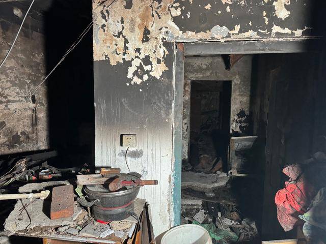 离谱！北京一女子电热毯起火后换房接着睡<strong></p>
<p>虚拟币涉赌</strong>，烧毁一排房屋……