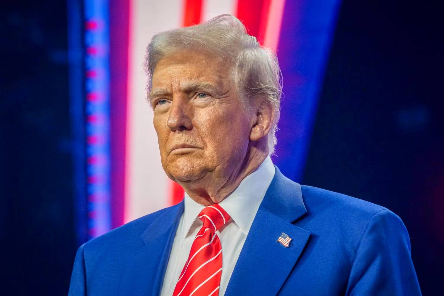 外媒：特朗普施压要求俄方立即结束战争<strong></p>
<p>同名虚拟币</strong>，但称他“无意伤害俄罗斯”