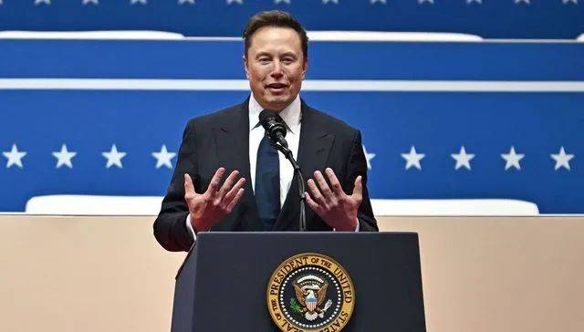 “星际之门”5000亿美元投资遭质疑<strong></p>
<p>同名虚拟币</strong>，马斯克：软银其实没有那么多钱