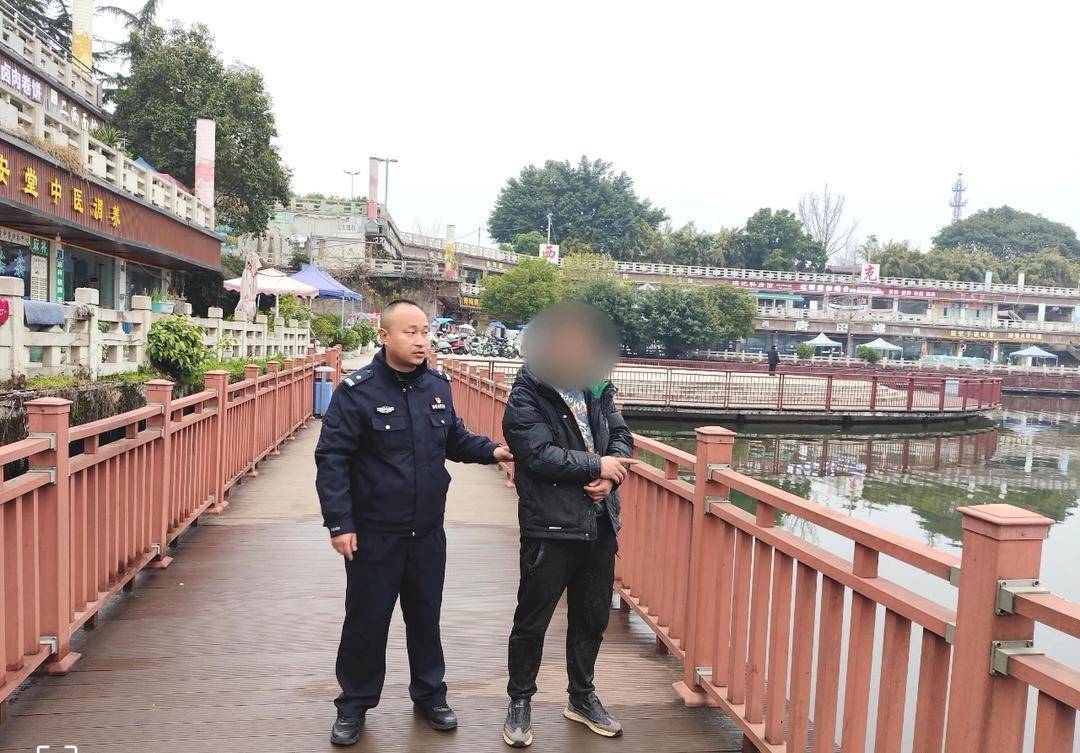 嫌钓鱼太慢<strong></p>
<p>同名虚拟币</strong>，凌晨直接下湖捕鱼400多斤，3名男子涉嫌盗窃罪被抓