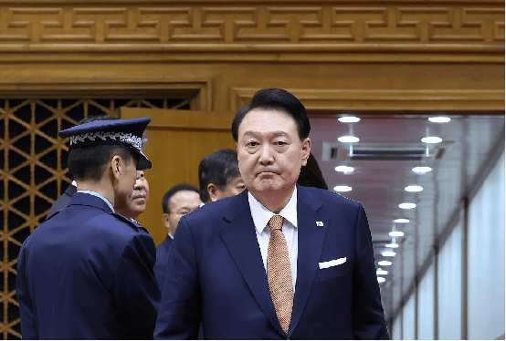 韩国政坛巨震！尹锡悦深陷囹圄<strong></p>
<p>有道虚拟币</strong>，李在明危在旦夕，中方回了1句话