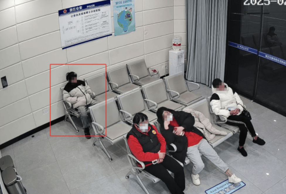 “我赌博了<strong></p>
<p>虚拟币划转</strong>，钱都输光了！”深夜，杭州小伙报警自首求戒赌瘾