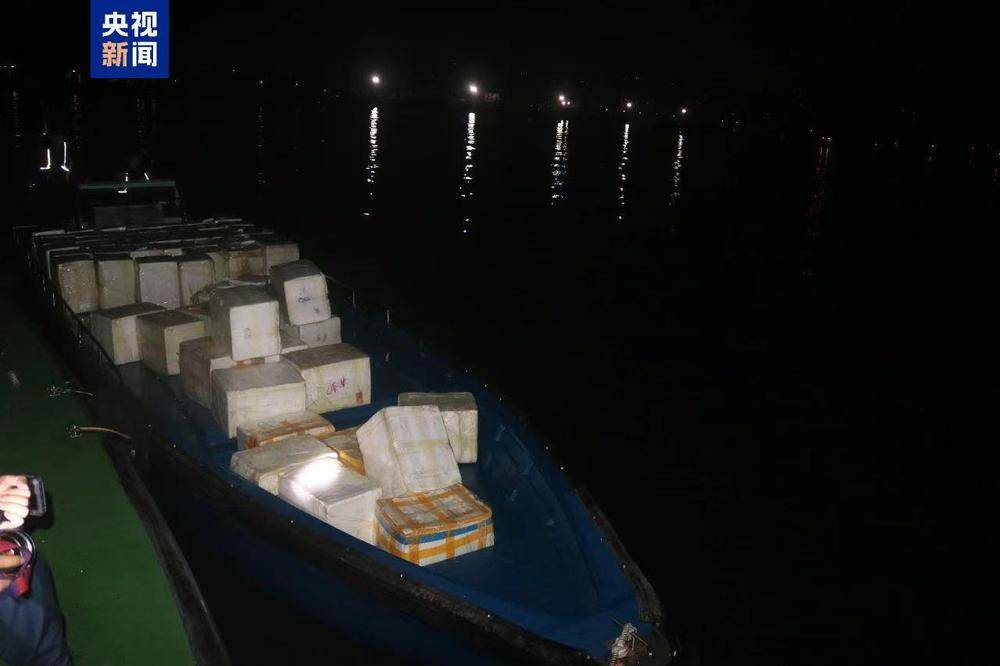 共计4.13吨<strong></p>
<p>虚拟币</strong>!广西北海海警查获一起涉嫌走私水果案