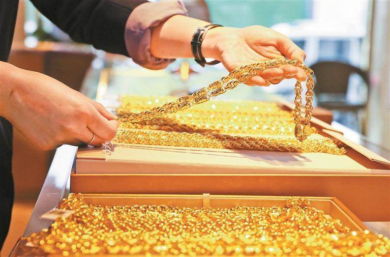 金价或突破3000美元/盎司