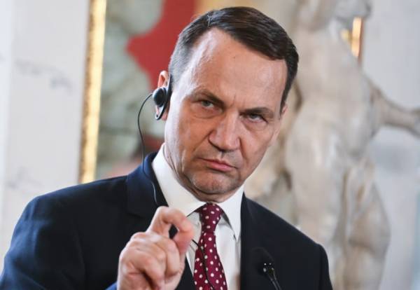 波兰外长“威胁”特朗普:诺贝尔和平奖<strong></p>
<p>大型虚拟币</strong>我们欧洲人说了算哟