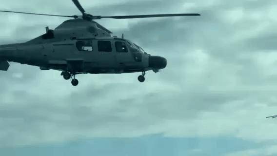 极限三米！黄岩岛中菲空中对峙！武直9强势碾压<strong></p>
<p>虚拟币im</strong>，菲记者吓得尖叫