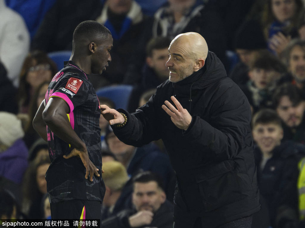 英超争五比争冠精彩<strong></p>
<p>虚拟分币</strong>！切尔西形势不妙 曼联热刺依仗欧联