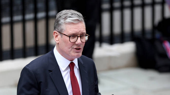 俄罗斯发出“开战”警告？万万没料到<strong></p>
<p>人民虚拟币</strong>，中方霸气发声：看谁敢乱来！