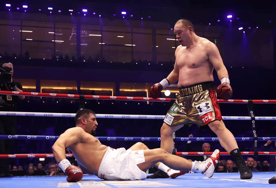 深一度｜42岁张志磊死磕梦想<strong></p>
<p>交易虚拟币平台</strong>，出场费250万美元成标杆