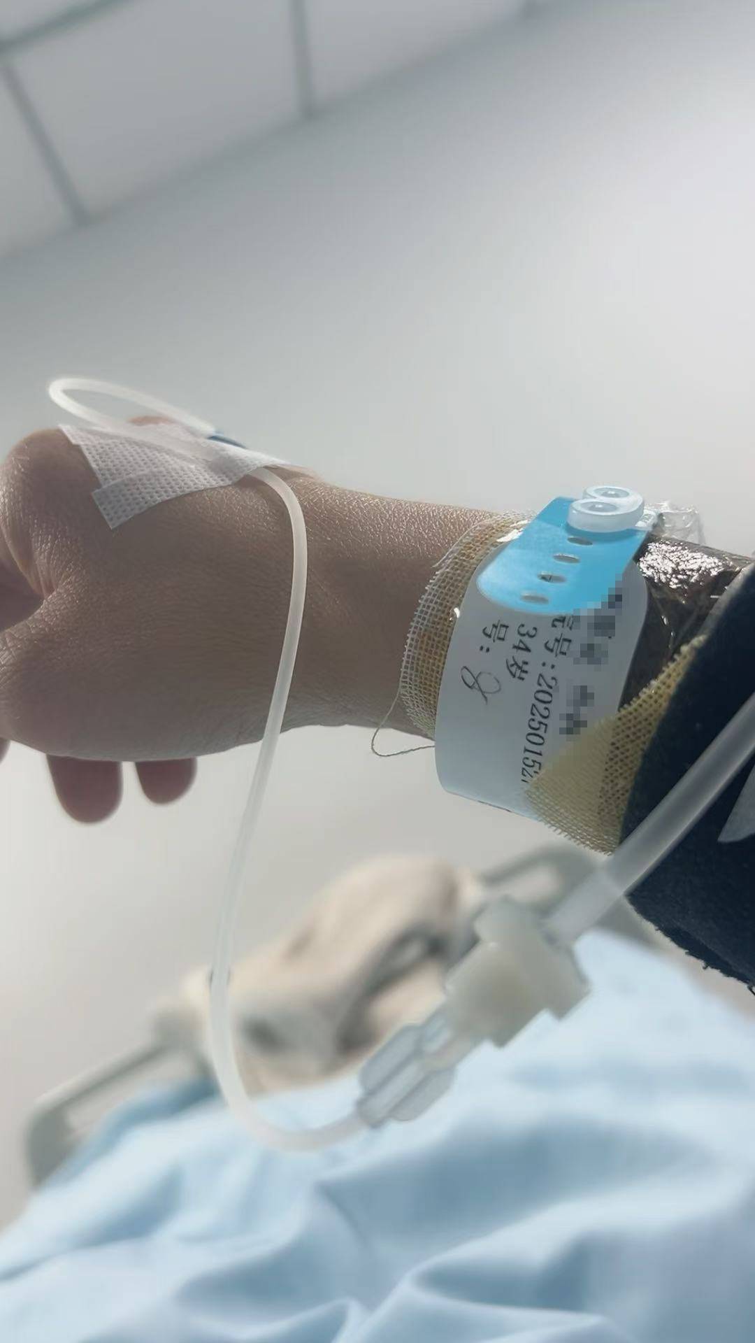 山东一单亲妈妈直播间阻止网友辱骂“唐宝”少年遭上门殴打<strong></p>
<p>虚拟币 狗币</strong>，警方：已受理案件，正调查