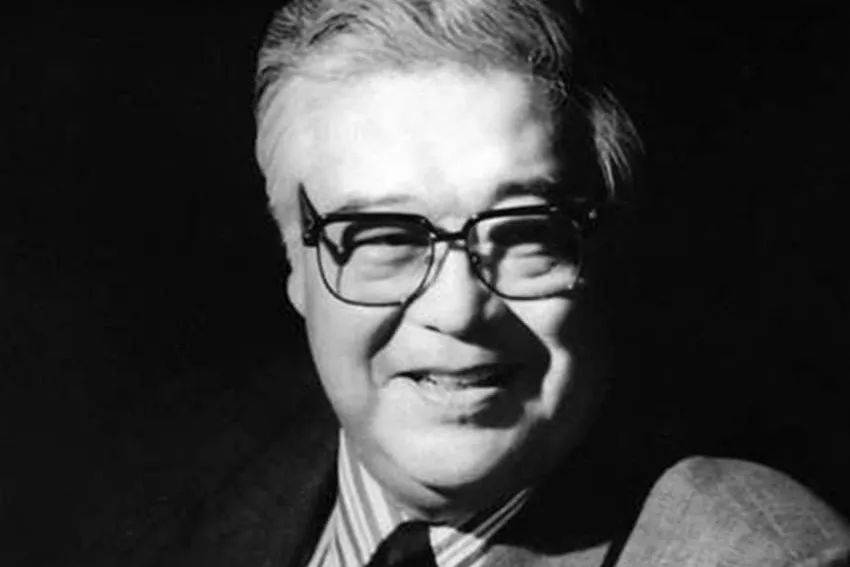 受中央领导同志委托<strong></p>
<p>虚拟币 狗币</strong>，中宣部副部长、中央广播电视总台台长慎海雄一行，前往北京电影制片厂，深切悼念于洋同志