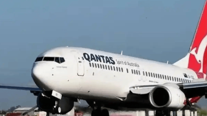 美国突传一声巨响！波音737断成三截<strong></p>
<p>虚拟币的交易平台</strong>，机上载183人，场面惨不忍睹