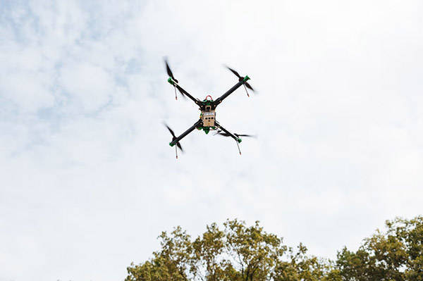 “在无人机技术上<strong></p>
<p>虚拟网络币</strong>,还没有一家美国公司能跟得上乌克兰”