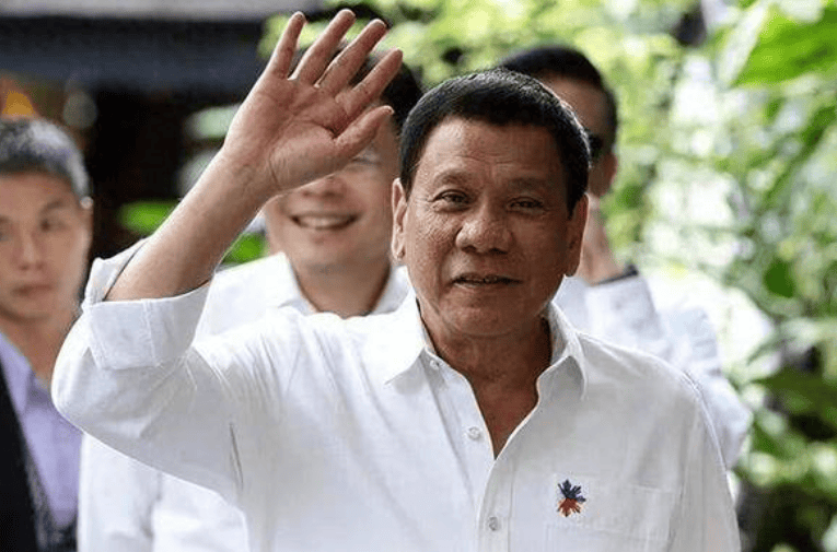 杜特尔特提前收到消息<strong></p>
<p>虚拟网络币</strong>,在马科斯动手逮捕前,火速带女儿飞往中国