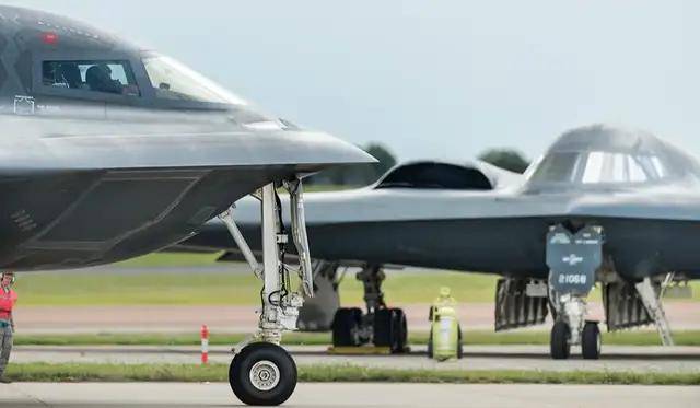 空军副司令：轰-20很快了！网友：歼-36都来了<strong></p>
<p>虚拟币发行</strong>，轰-20还要多久？