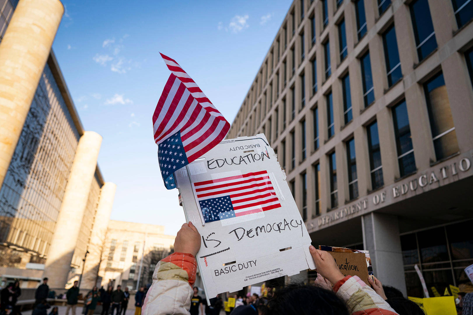 美民主党支持率跌至历史新低<strong></p>
<p>虚拟币平台交易平台</strong>，支持者失望称“只看到妥协”