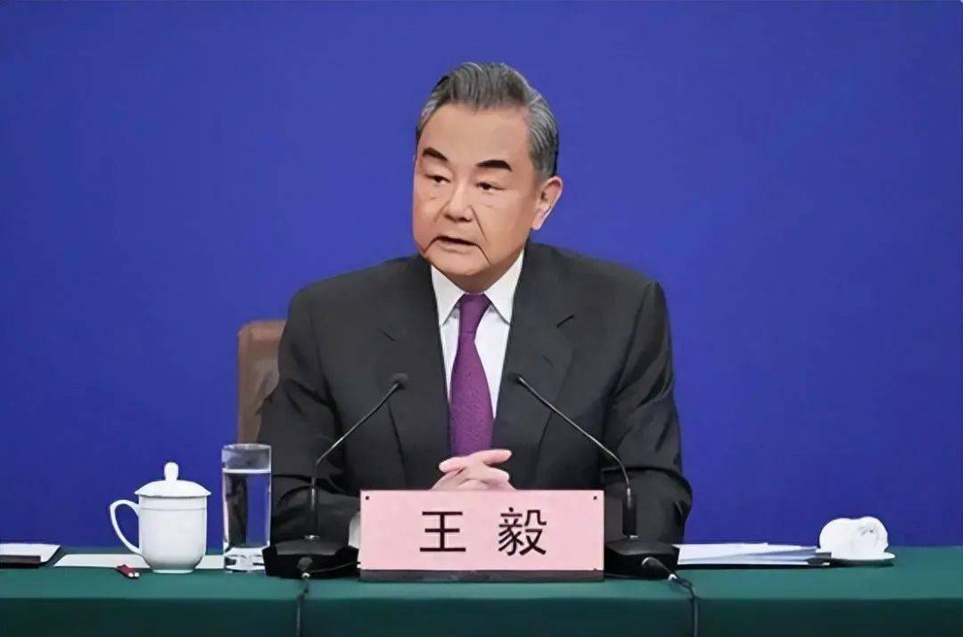 王毅再定台湾地位<strong></p>
<p>虚拟币平台交易平台</strong>,台当局激烈反击三招,解放军八字法则展示决心
