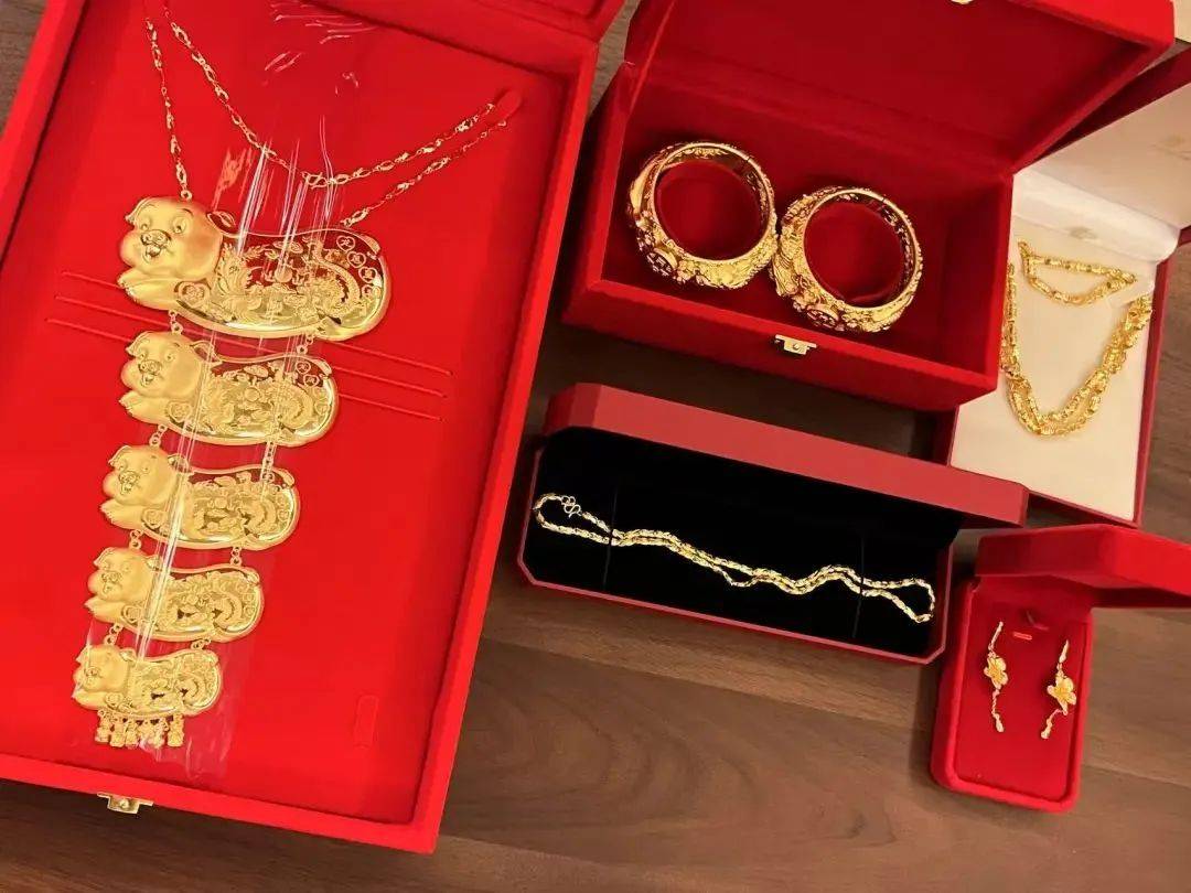 刚暴涨又突然下跌<strong></p>
<p>虚拟币上交易所</strong>！网友：我刚买......