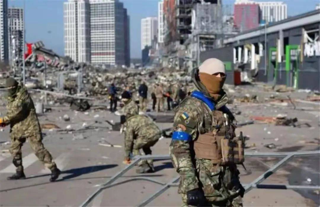 俄乌终于要停战了？73岁普京罕见披甲上阵<strong></p>
<p>传销虚拟币</strong>，反手给乌一道选择题